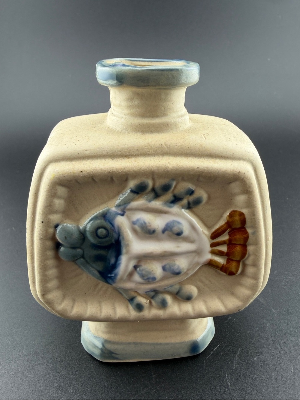 Takahashi Stoneware Matte Finish Bud Bud Vase w/raised Glazed Blue Fish 3.5”x3”